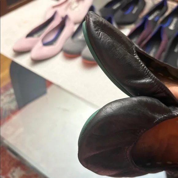 Tieks  black  Leather ballet Flat Shoes. Size: 9M, made in Italy ,folding flats - Picture 11 of 11